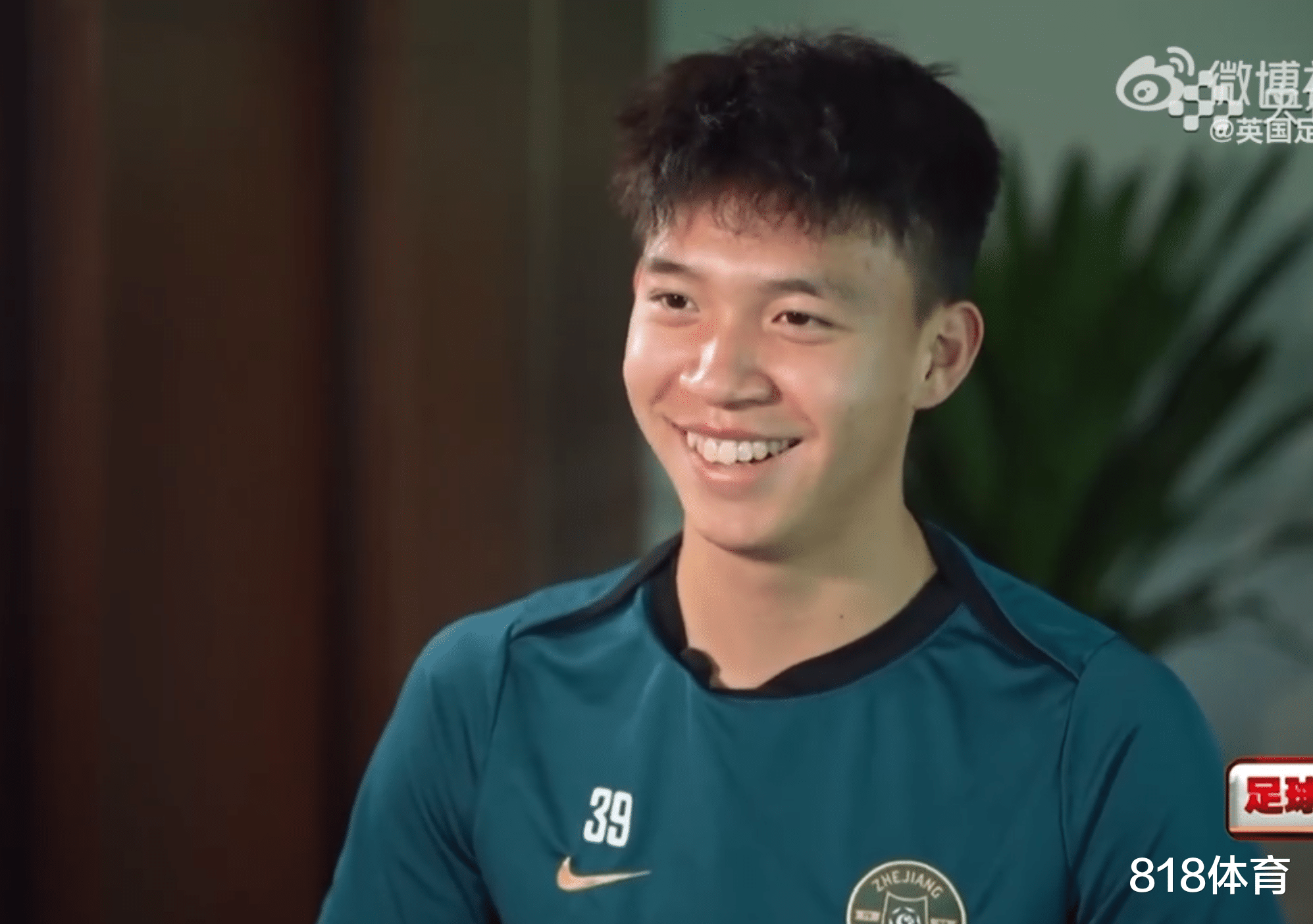 包含内马尔队友青岛姆巴佩他跟王钰栋争中超5月MVP！的词条