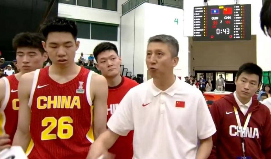 奥运会-中国三人男篮不敌波兰张宁9分5篮板