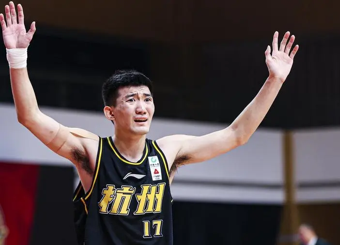 青海男篮深陷苦战，苦战终获宝贵胜利