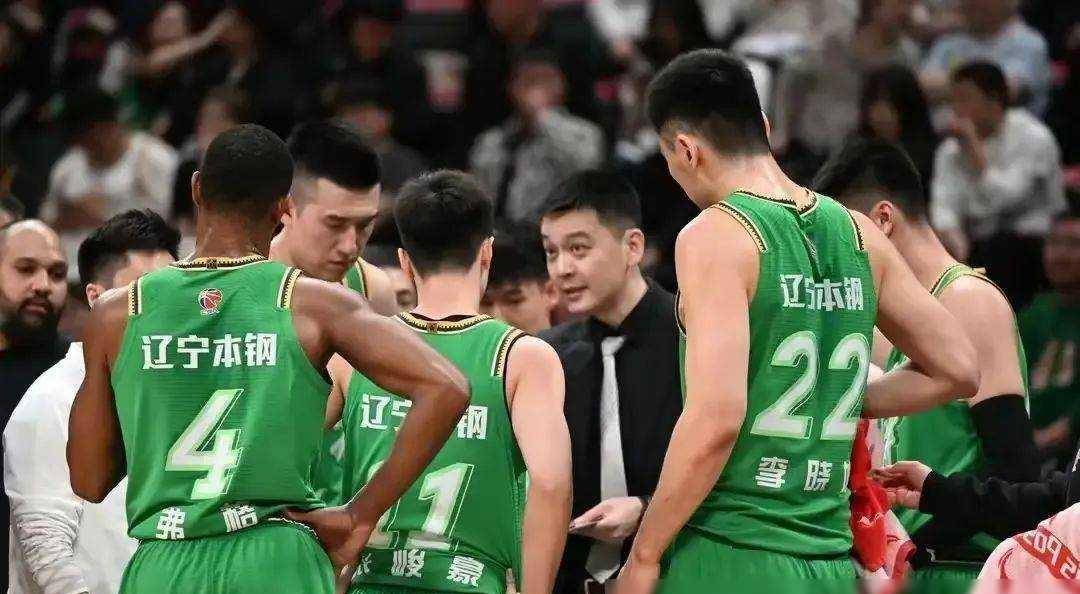 内蒙古男篮成功守住领先，战术调整带来胜利
