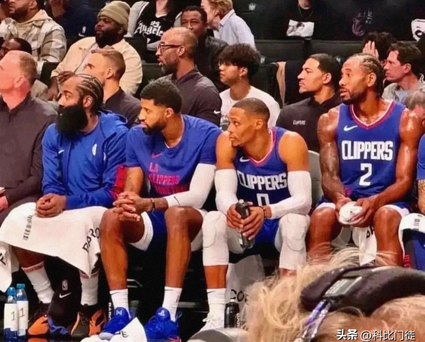 美媒晒快船新阵容：这套阵容放5年前可是一支超级球队😭的简单介绍